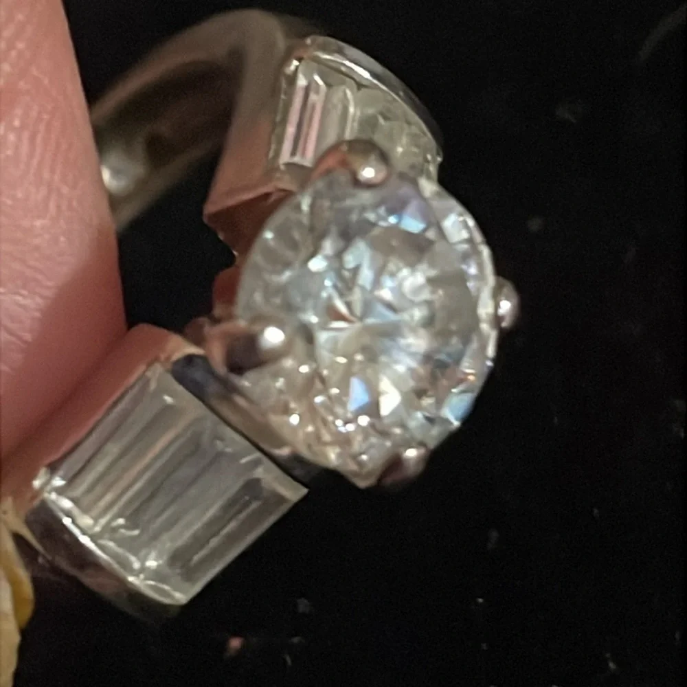 Estate cocktail ring CZ 925 signed FAS sterling 7”